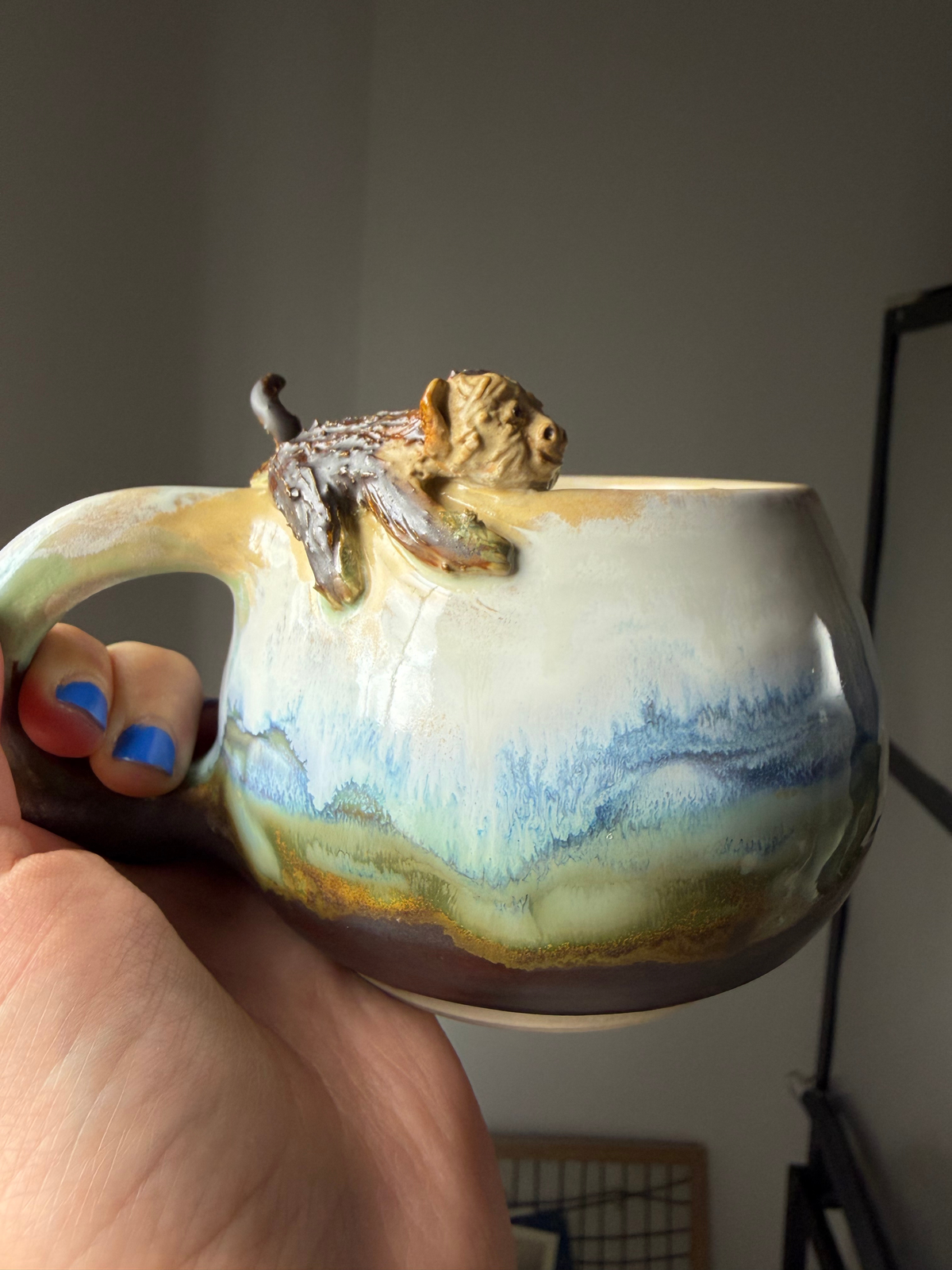 Taza mono